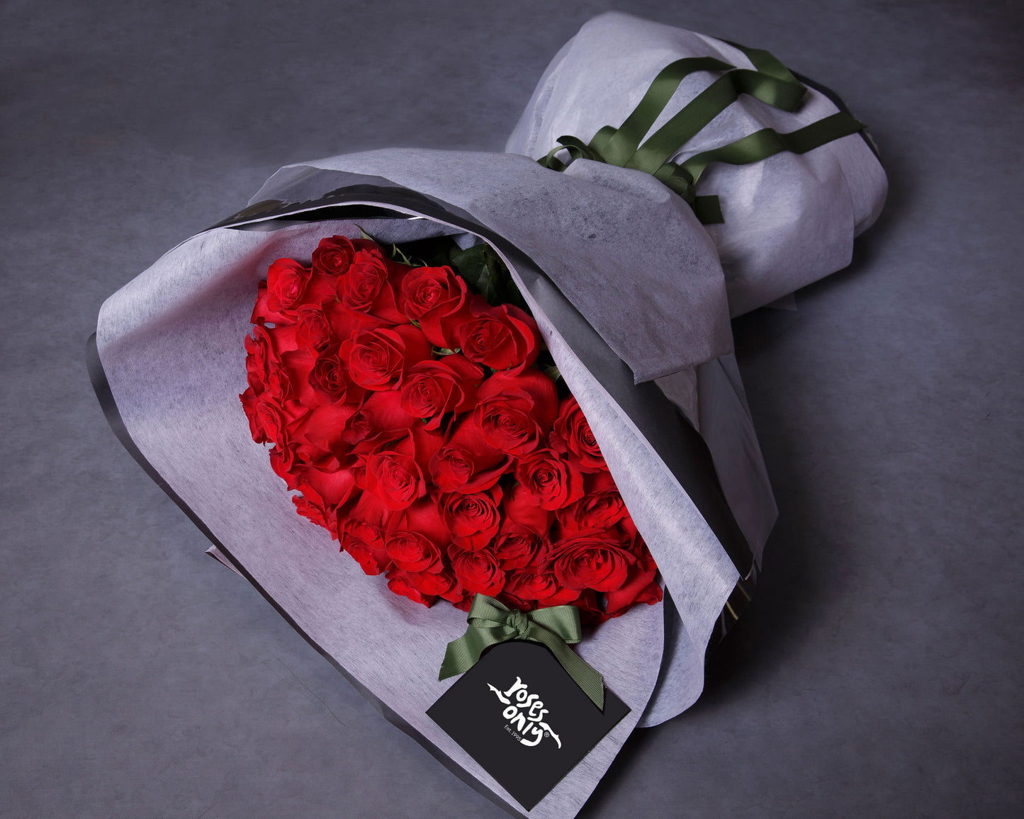 Red Magnificent Rose Bouquet