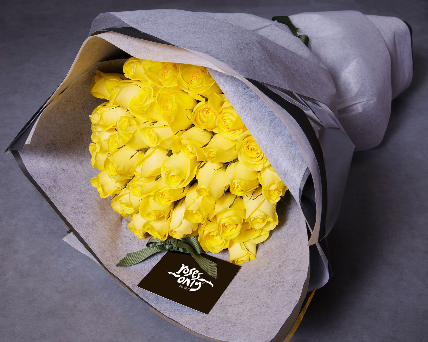Yellow Magnificent Rose Bouquet