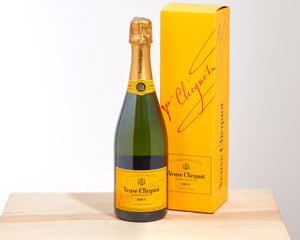 Veuve Clicquot Brut Yellow Label Champagne (750 ml)