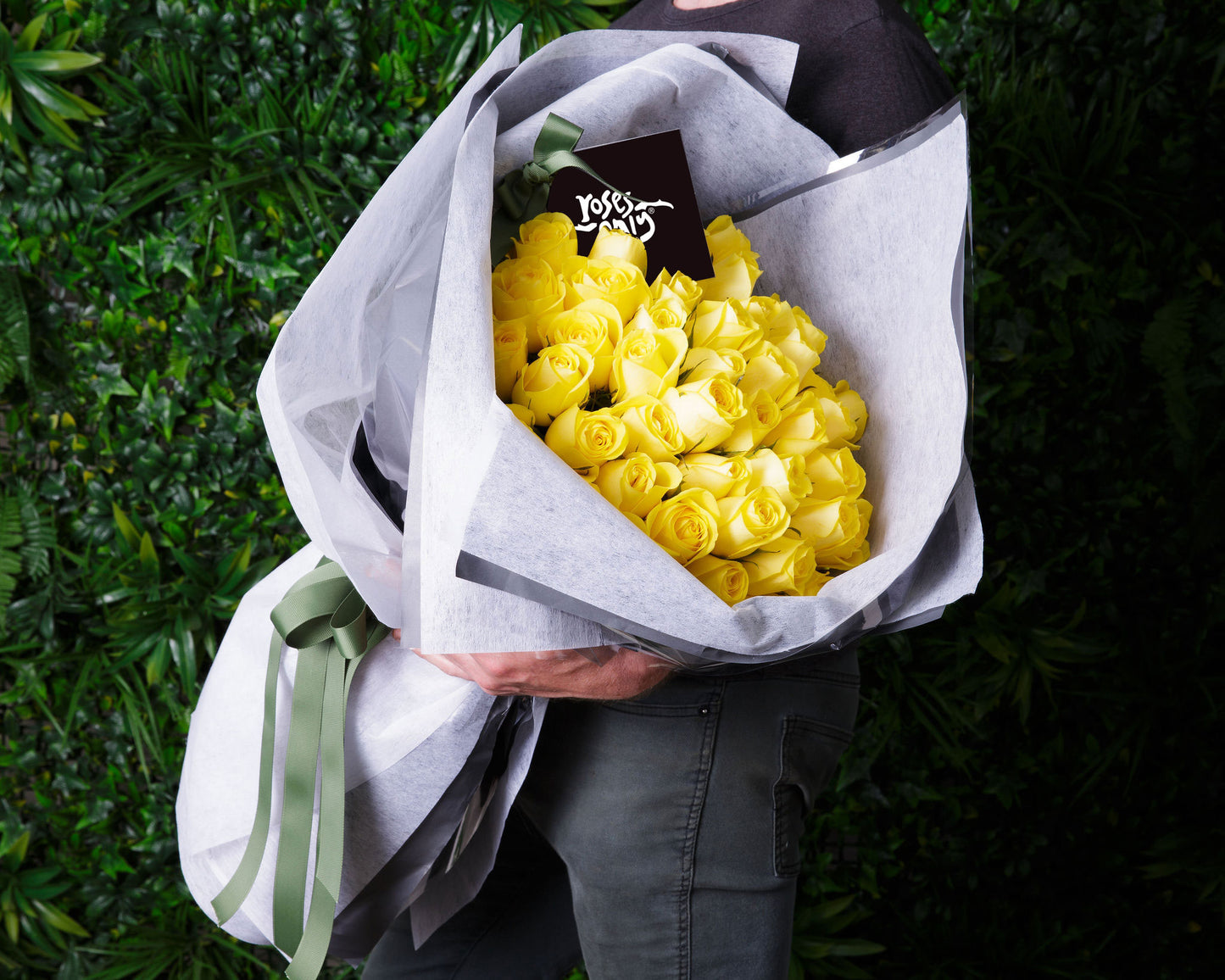 Yellow Magnificent Rose Bouquet