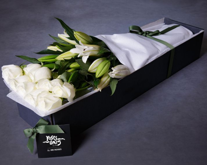 White Lilies & White Roses