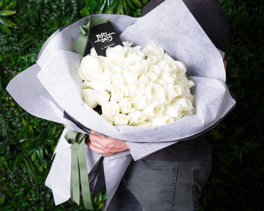 White Magnificent Rose Bouquet