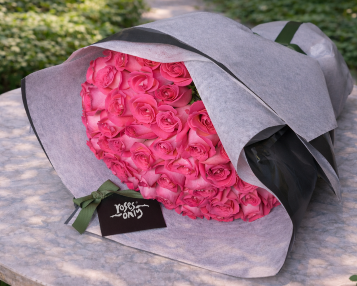 pink rose bouquet