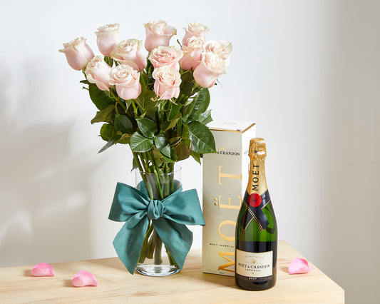 12 Pink Roses & Moët