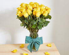 24 Yellow Roses